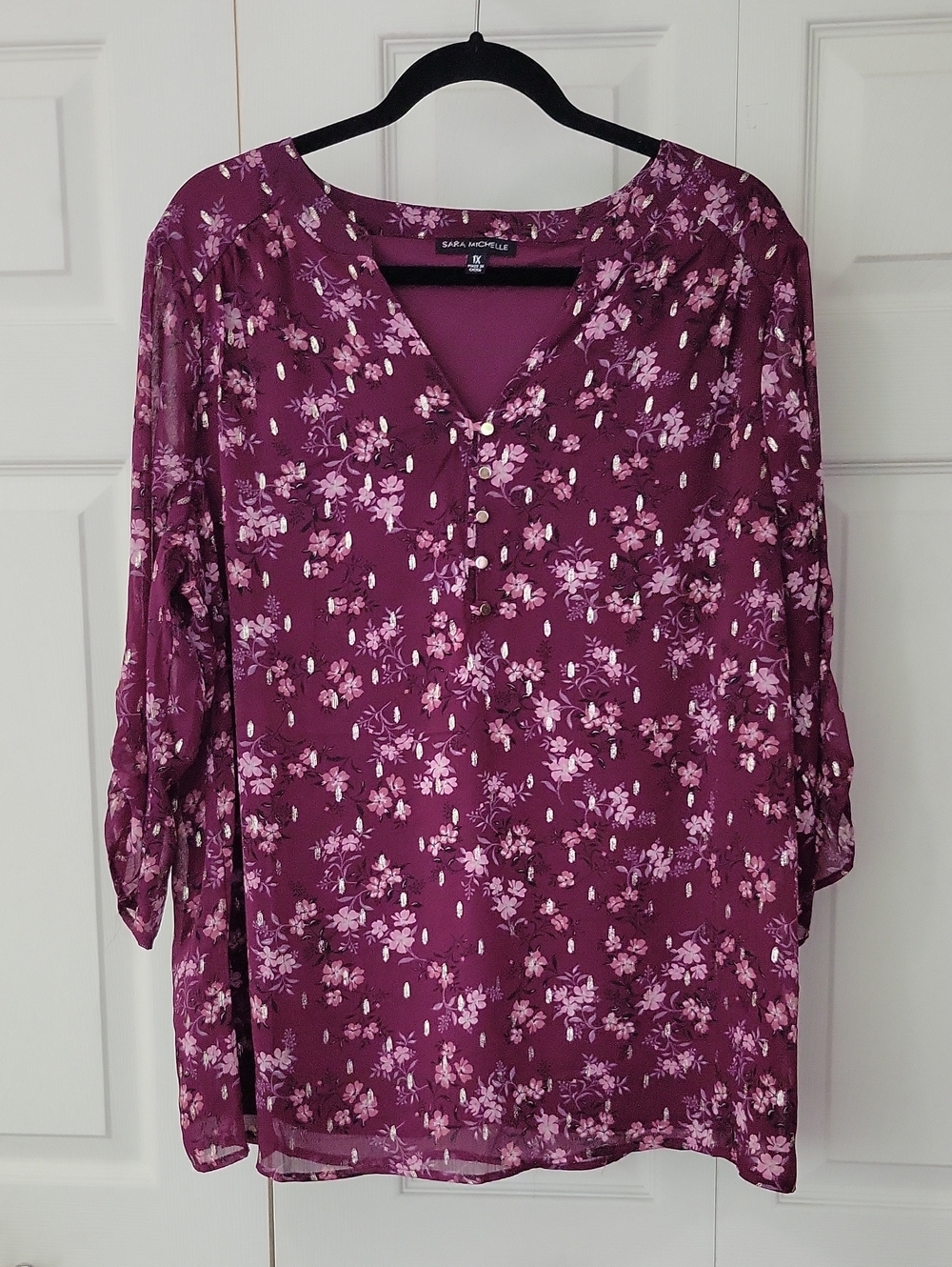 Sara Michelle Plum Floral Button-Trim V-Neck Blouse